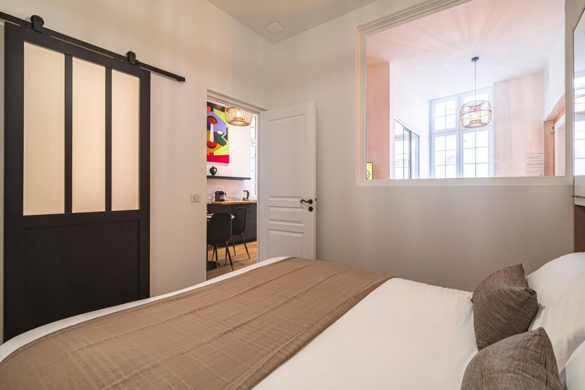 Mm Suites Loft Cathedrale Reims Exterior photo